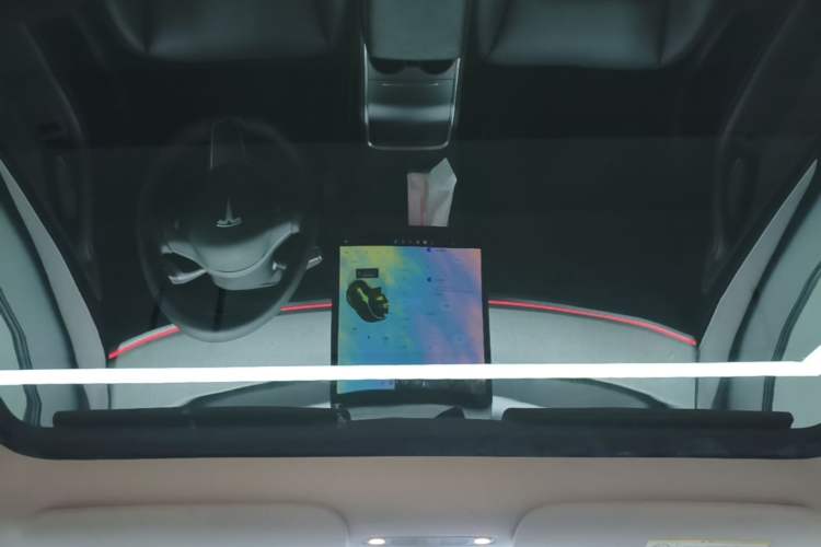 Used Tesla Model Y 2023 Rear-Wheel-Drive Version Headliner