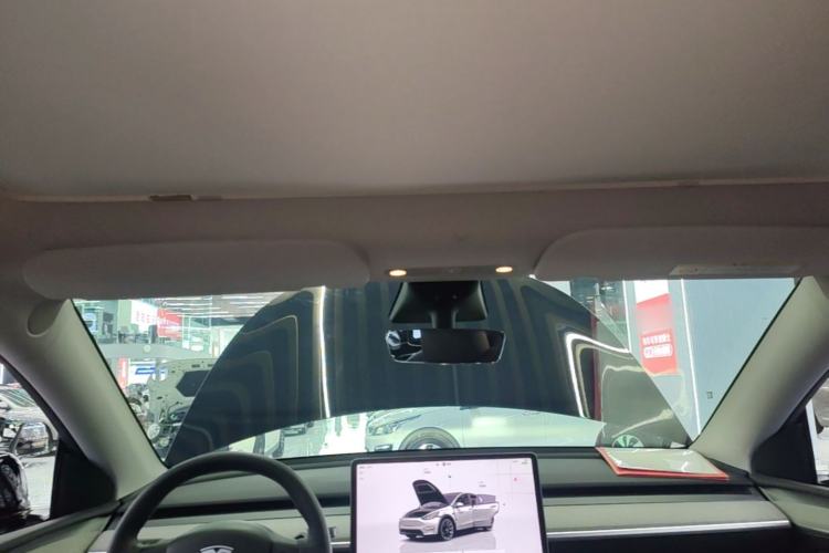 Used Tesla Model Y 2023 Rear-Wheel-Drive Version Headliner