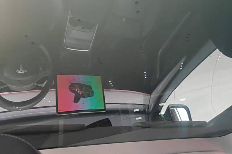 Used Tesla Model Y 2023 Rear-Wheel-Drive Version Headliner