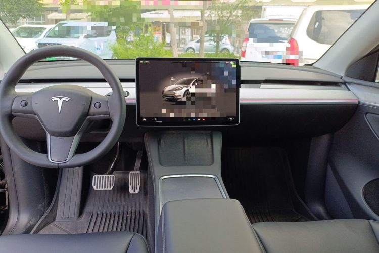Used Tesla Model Y 2023 Rear-Wheel-Drive Version Headliner