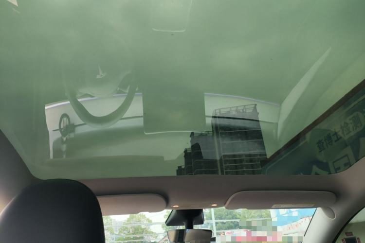 Used Tesla Model Y 2023 Rear-Wheel-Drive Version Headliner