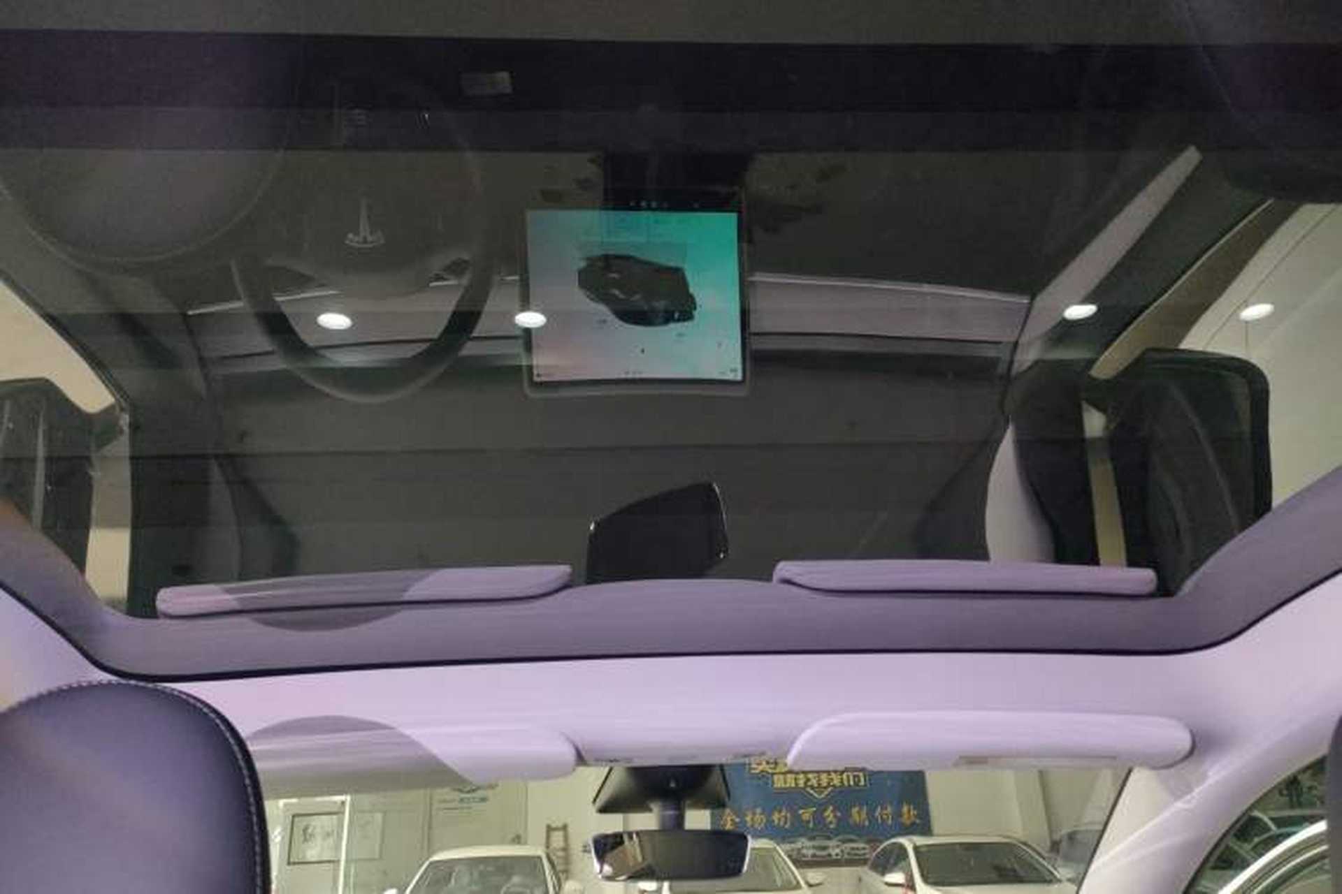 Used Tesla Model Y 2023 Rear-Wheel-Drive Version Headliner