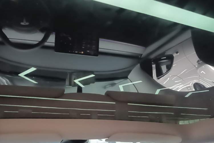 Used Tesla Model Y 2023 Rear-Wheel-Drive Version Headliner