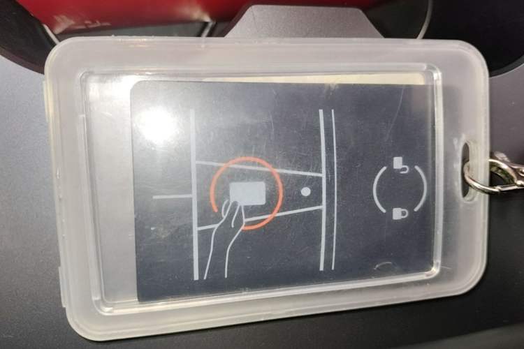 Used Tesla Model Y 2023 Long-Range All-Wheel-Drive Version Interior 1