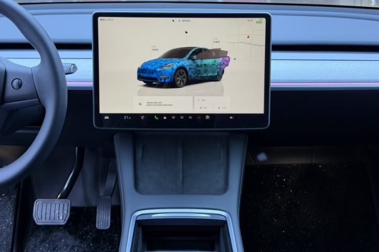 Used Tesla Model Y 2023 Rear-Wheel-Drive Version Interior 4