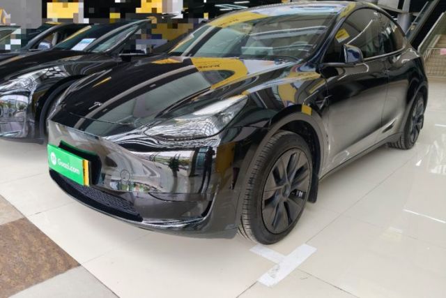Used Tesla Model Y 2023 Rear-Wheel-Drive Version