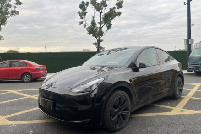 Used Tesla Model Y 2023 Rear-Wheel-Drive Version