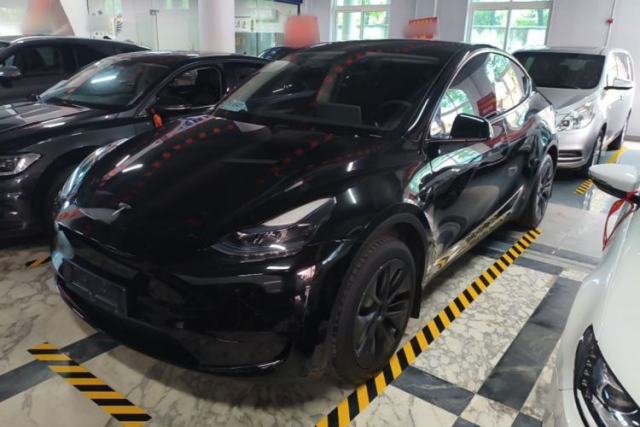 Used Tesla Model Y 2023 Rear-Wheel-Drive Version
