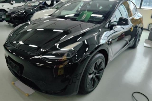 Used Tesla Model Y 2023 Rear-Wheel-Drive Version