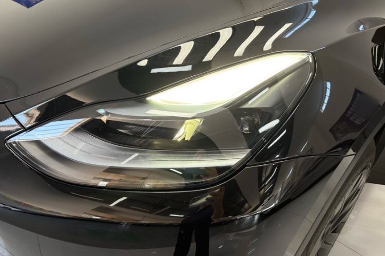 Used Tesla Model Y 2023 Rear-Wheel-Drive Version Left Front Headlight