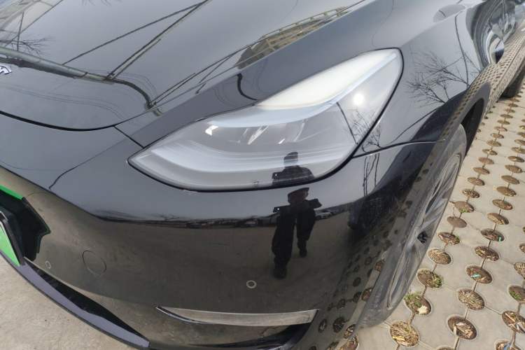 Used Tesla Model Y 2023 Long-Range All-Wheel-Drive Version Left Front Headlight