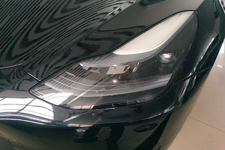 Used Tesla Model Y 2023 Rear-Wheel-Drive Version Left Front Headlight