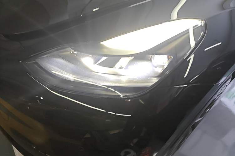Used Tesla Model Y 2023 Rear-Wheel-Drive Version Left Front Headlight