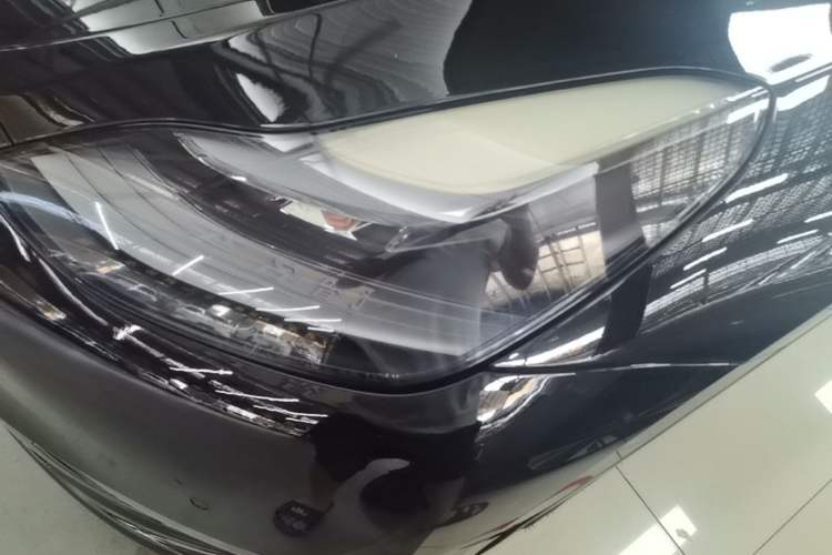 Used Tesla Model Y 2023 Long-Range All-Wheel-Drive Version Left Front Headlight