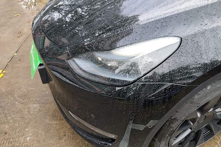 Used Tesla Model Y 2023 Long-Range All-Wheel-Drive Version Left Front Headlight