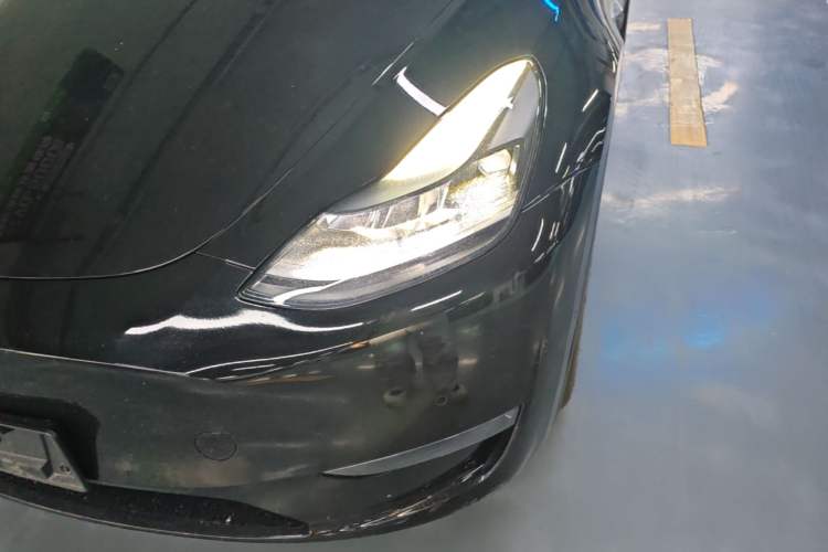 Used Tesla Model Y 2023 Long-Range All-Wheel-Drive Version Left Front Headlight