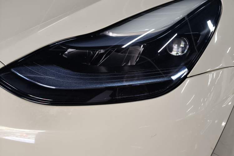 Used Tesla Model Y 2023 Rear-Wheel-Drive Version Left Front Headlight