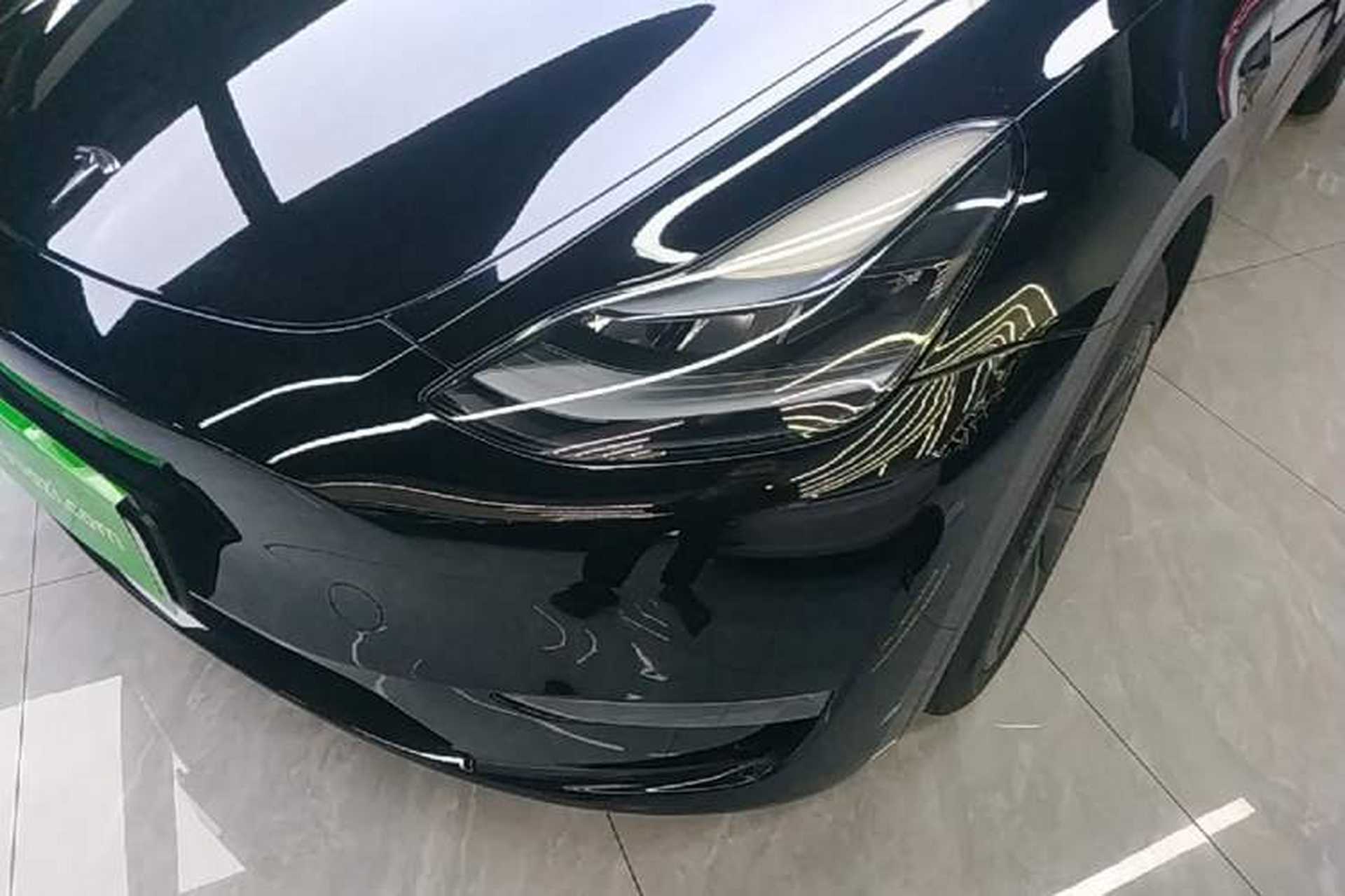 Used Tesla Model Y 2023 Long-Range All-Wheel-Drive Version Left Front Headlight