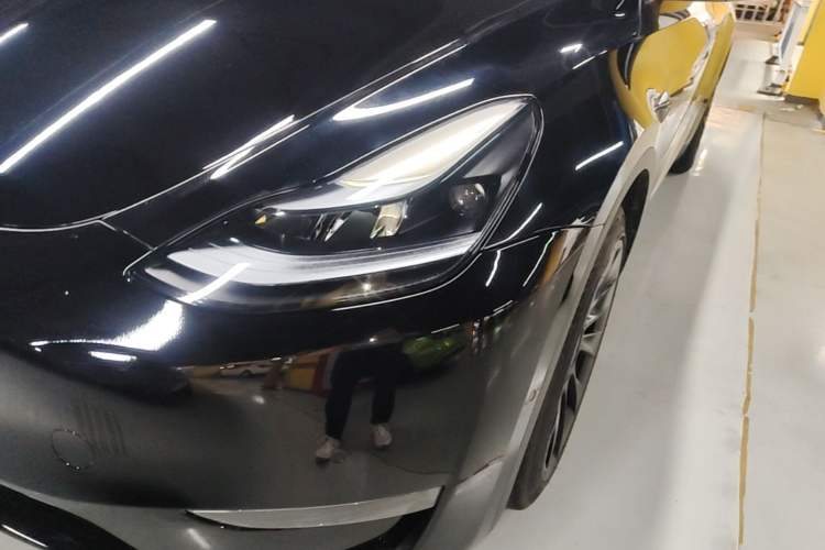 Used Tesla Model Y 2023 Long-Range All-Wheel-Drive Version Left Front Headlight