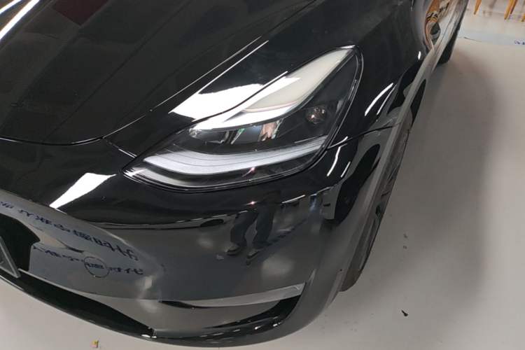 Used Tesla Model Y 2023 Long-Range All-Wheel-Drive Version Left Front Headlight