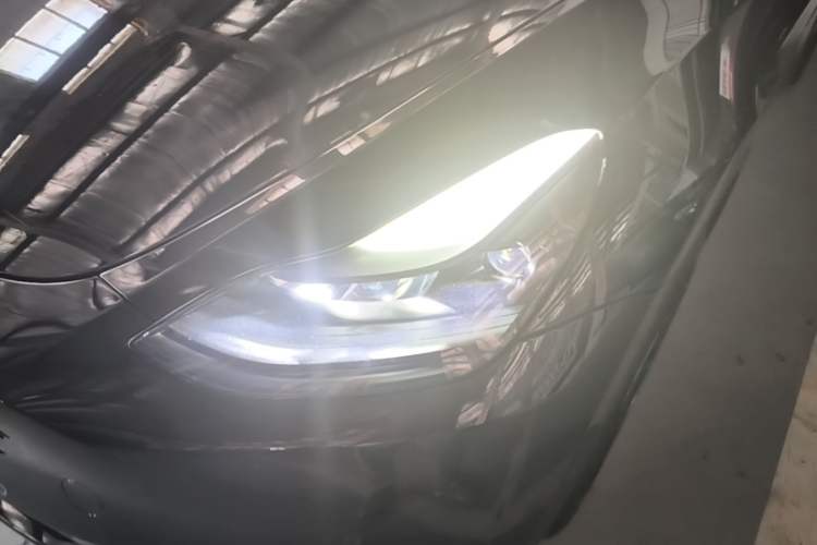 Used Tesla Model Y 2023 Rear-Wheel-Drive Version Left Front Headlight