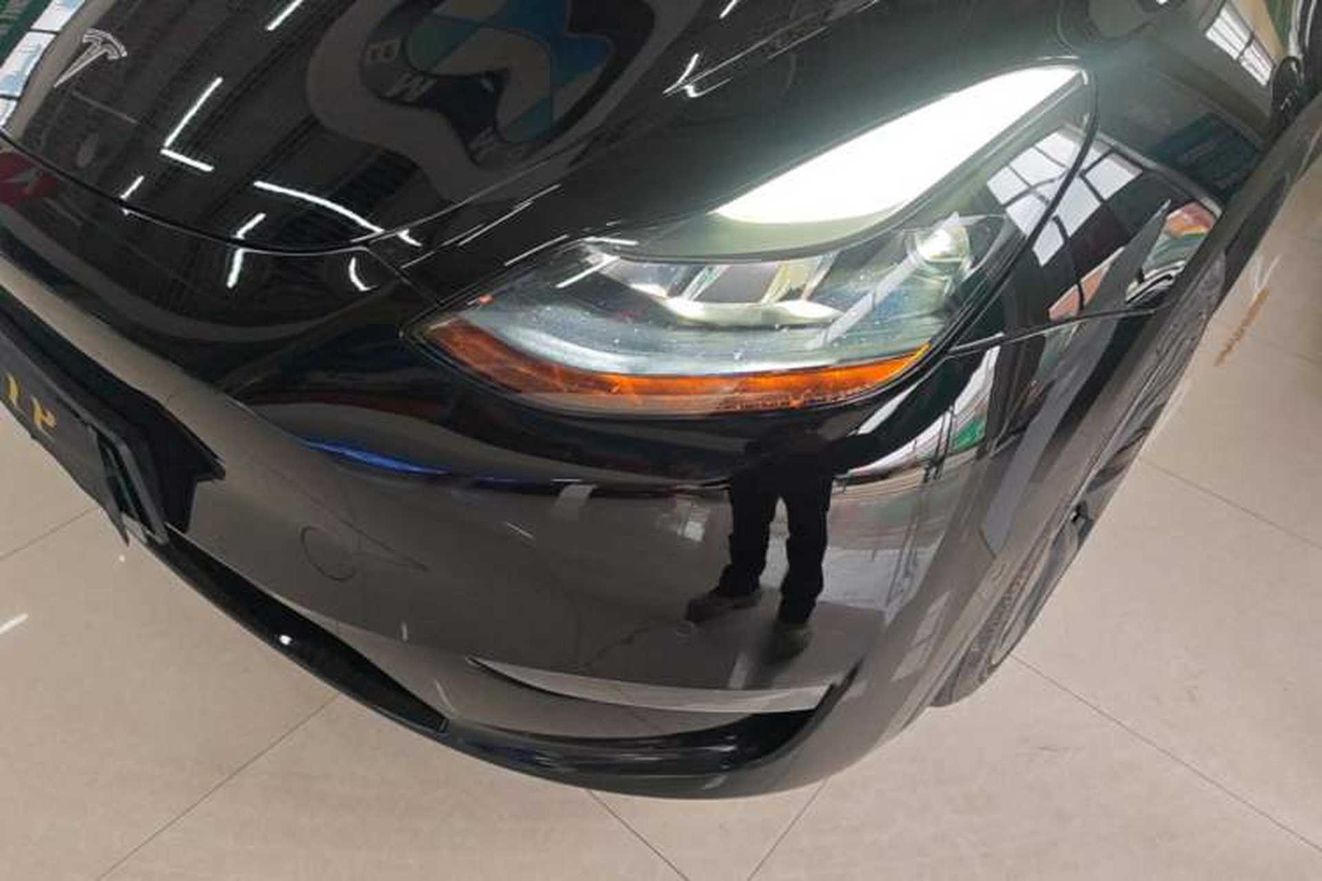 Used Tesla Model Y 2023 Long-Range All-Wheel-Drive Version Left Front Headlight
