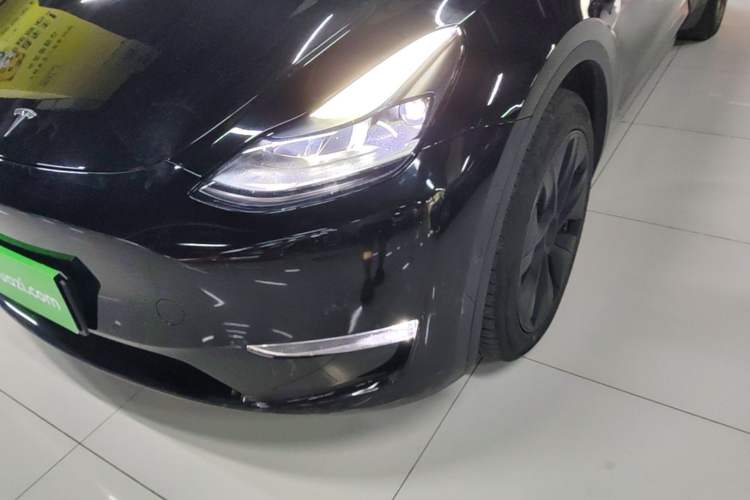 Used Tesla Model Y 2023 Long-Range All-Wheel-Drive Version Left Front Headlight