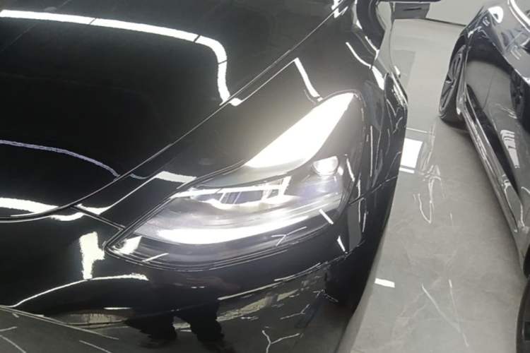 Used Tesla Model Y 2023 Long-Range All-Wheel-Drive Version Left Front Headlight
