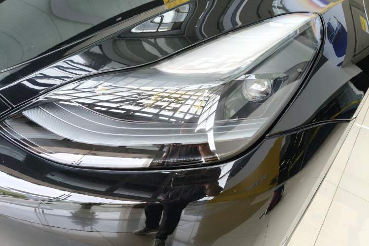 Used Tesla Model Y 2023 Rear-Wheel-Drive Version Left Front Headlight