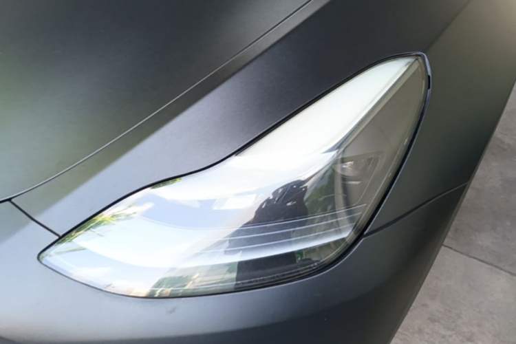Used Tesla Model Y 2023 Long-Range All-Wheel-Drive Version Left Front Headlight