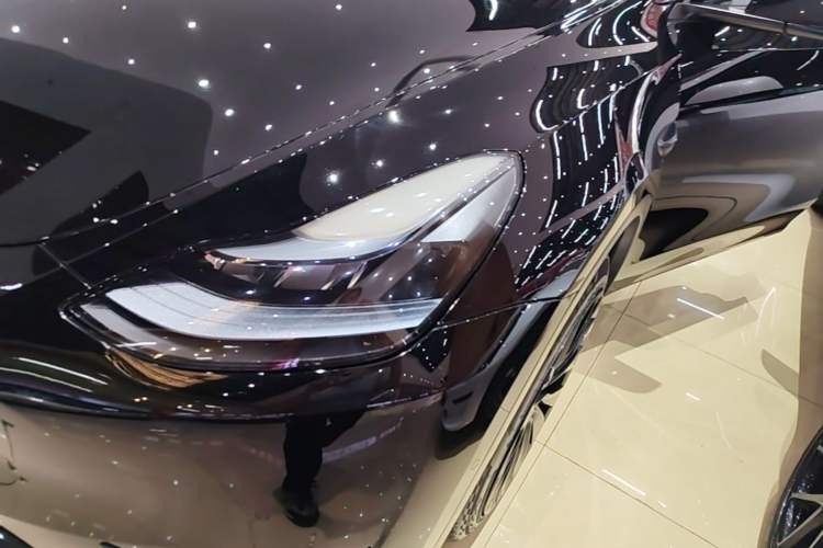 Used Tesla Model Y 2023 Rear-Wheel-Drive Version Left Front Headlight