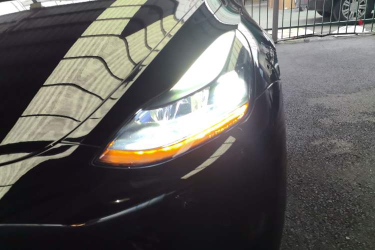 Used Tesla Model Y 2023 Rear-Wheel-Drive Version Left Front Headlight