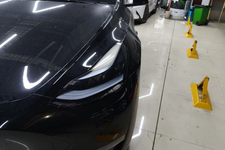 Used Tesla Model Y 2023 Long-Range All-Wheel-Drive Version Left Front Headlight