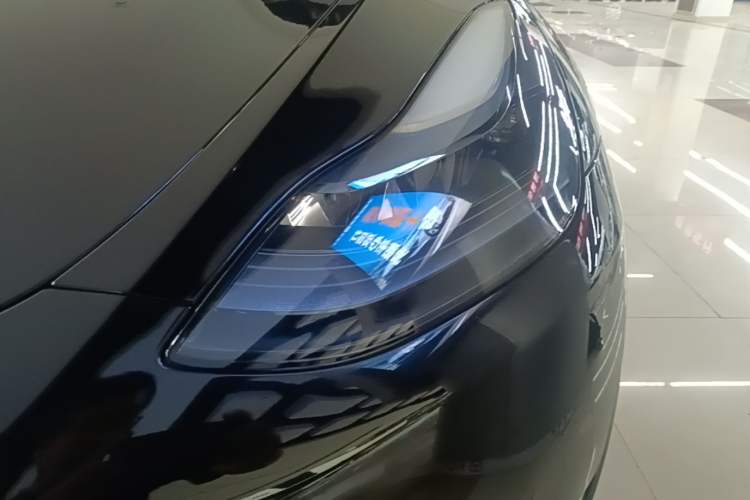 Used Tesla Model Y 2023 Rear-Wheel-Drive Version Left Front Headlight
