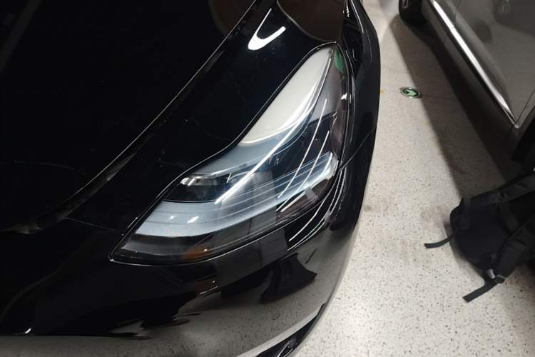 Used Tesla Model Y 2023 Long-Range All-Wheel-Drive Version Left Front Headlight