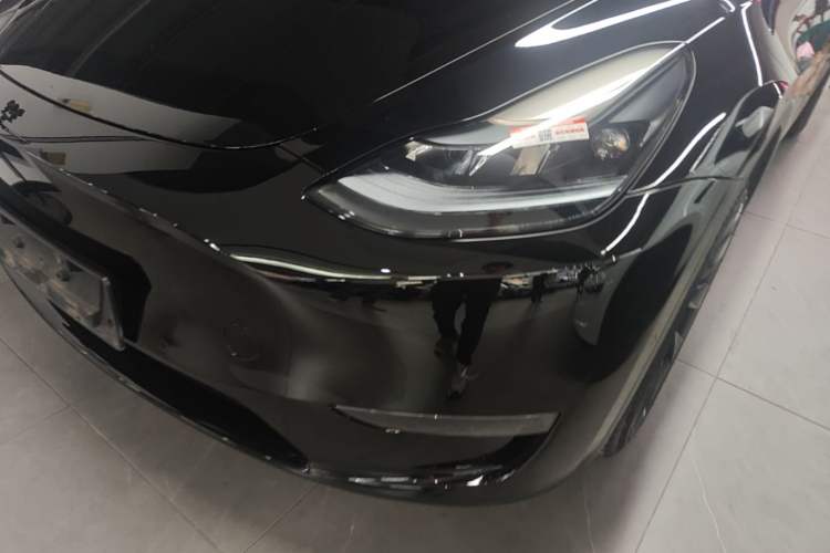 Used Tesla Model Y 2023 Long-Range All-Wheel-Drive Version Left Front Headlight