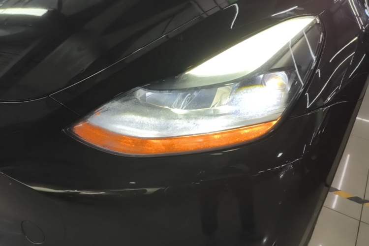 Used Tesla Model Y 2023 Rear-Wheel-Drive Version Left Front Headlight