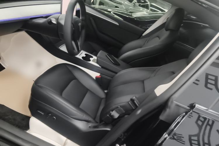 Used Tesla Model Y 2023 Rear-Wheel-Drive Version Left Front Seat