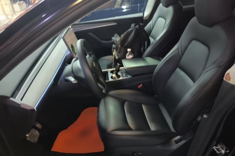 Used Tesla Model Y 2023 Rear-Wheel-Drive Version Left Front Seat