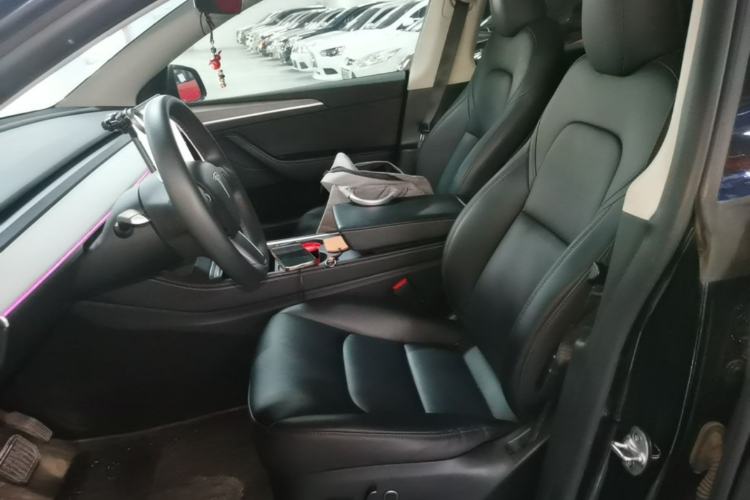 Used Tesla Model Y 2023 Rear-Wheel-Drive Version Left Front Seat