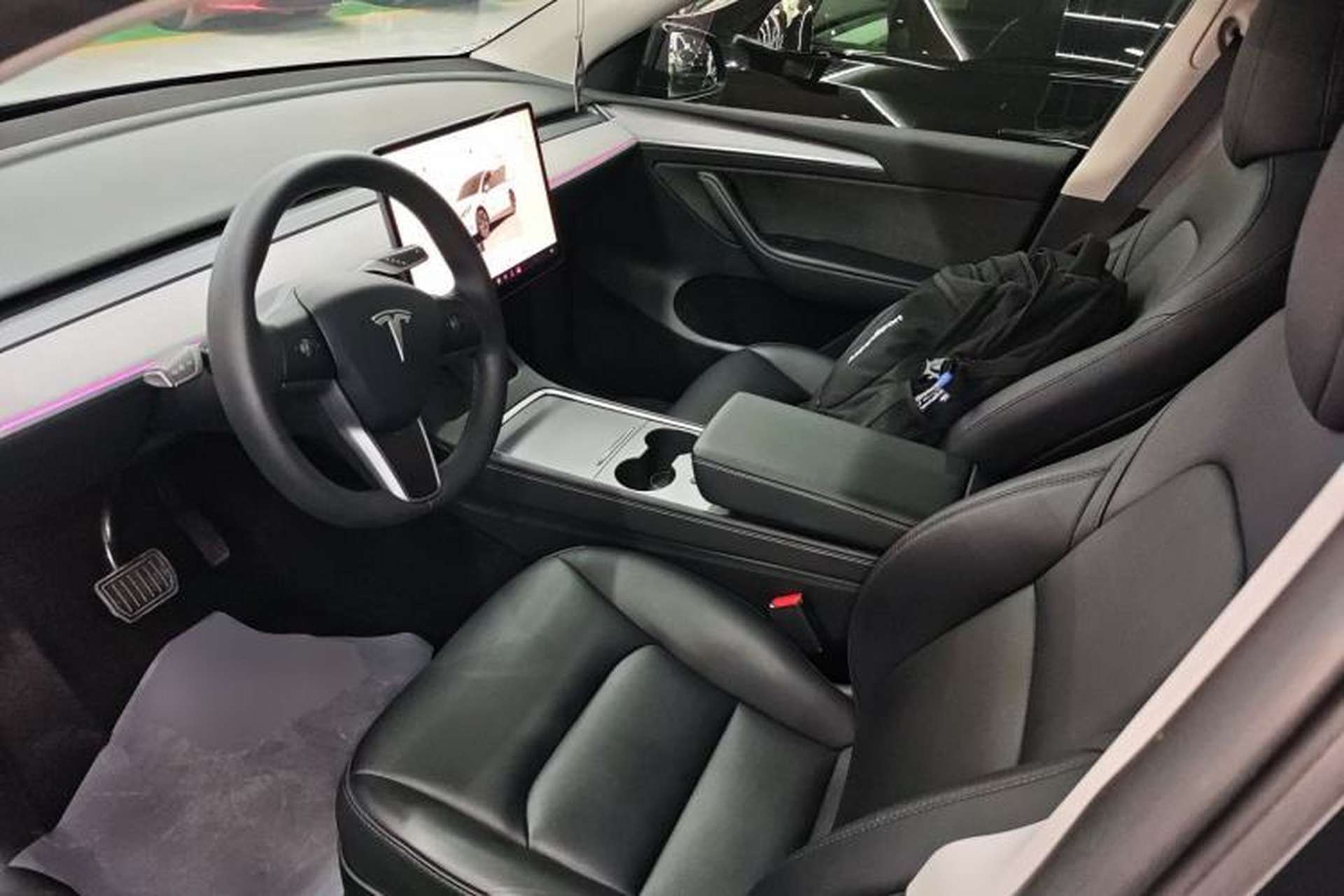 Used Tesla Model Y 2023 Rear-Wheel-Drive Version Left Front Seat