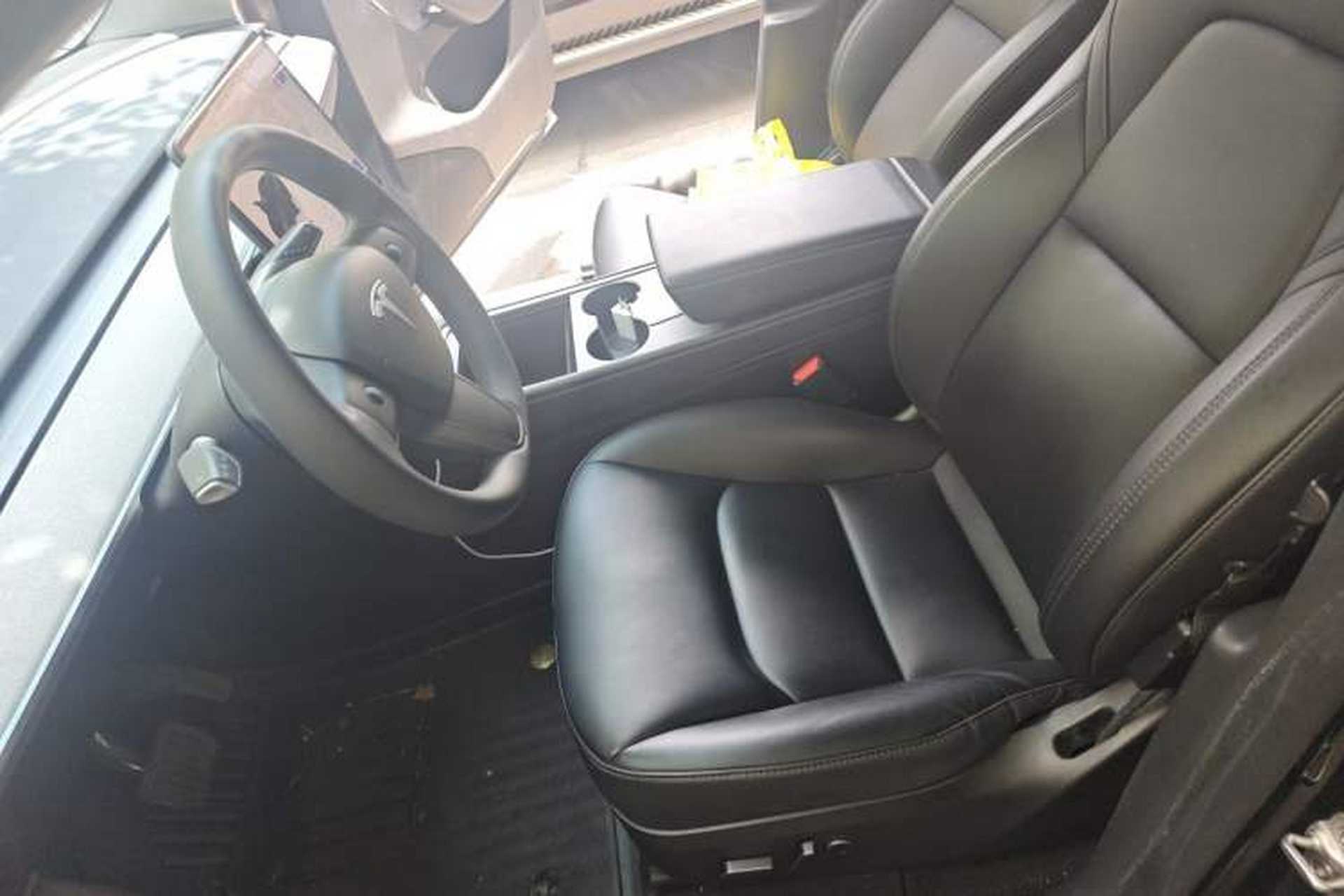 Used Tesla Model Y 2023 Rear-Wheel-Drive Version Left Front Seat