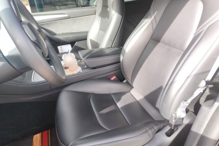 Used Tesla Model Y 2023 Rear-Wheel-Drive Version Left Front Seat