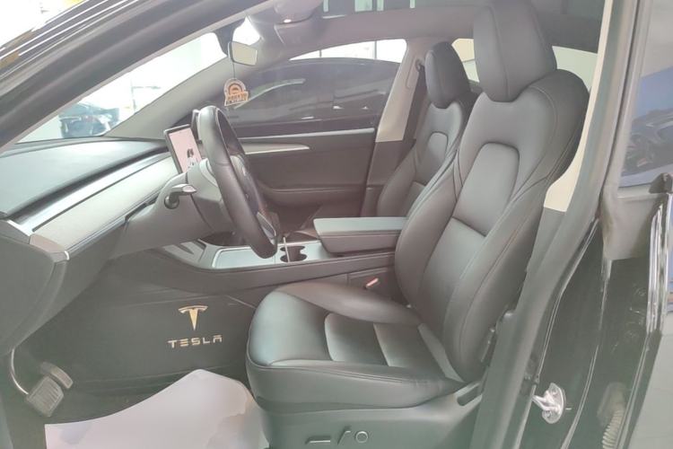 Used Tesla Model Y 2023 Rear-Wheel-Drive Version Left Front Seat