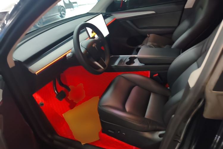 Used Tesla Model Y 2023 Rear-Wheel-Drive Version Left Front Seat