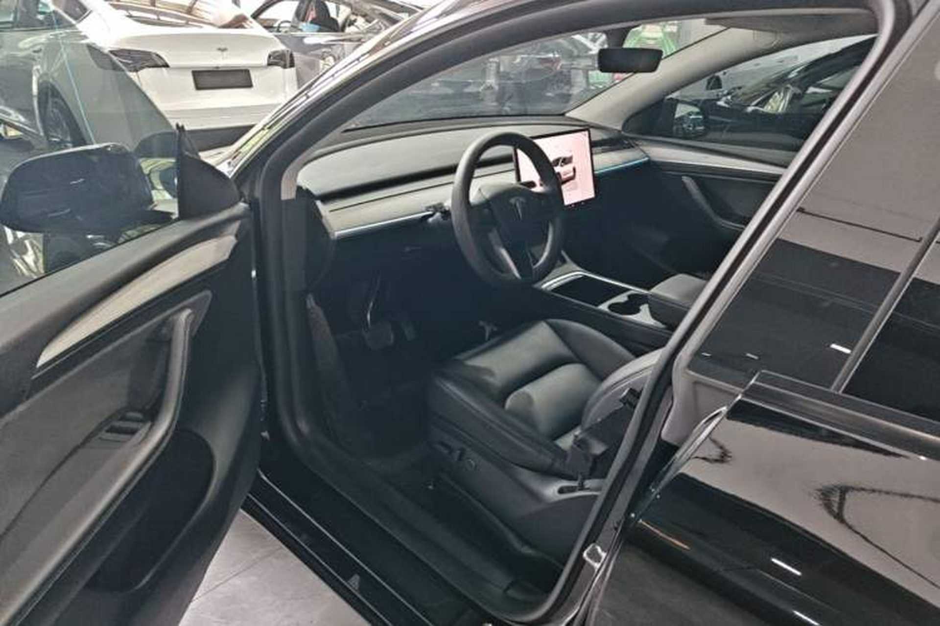 Used Tesla Model Y 2023 Rear-Wheel-Drive Version Left Front Seat