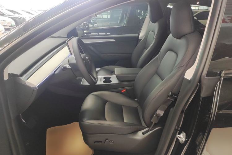 Used Tesla Model Y 2023 Rear-Wheel-Drive Version Left Front Seat