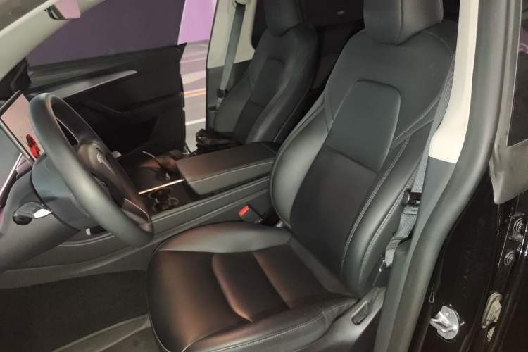 Used Tesla Model Y 2023 Rear-Wheel-Drive Version Left Front Seat