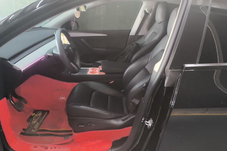 Used Tesla Model Y 2023 Rear-Wheel-Drive Version Left Front Seat
