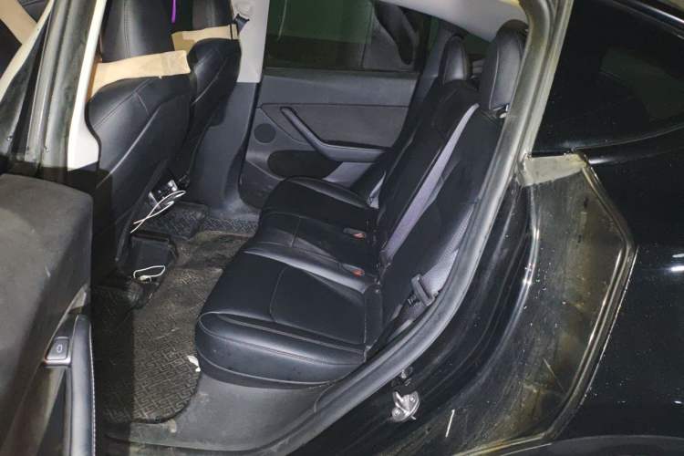 Used Tesla Model Y 2023 Rear-Wheel-Drive Version Left Rear Seat